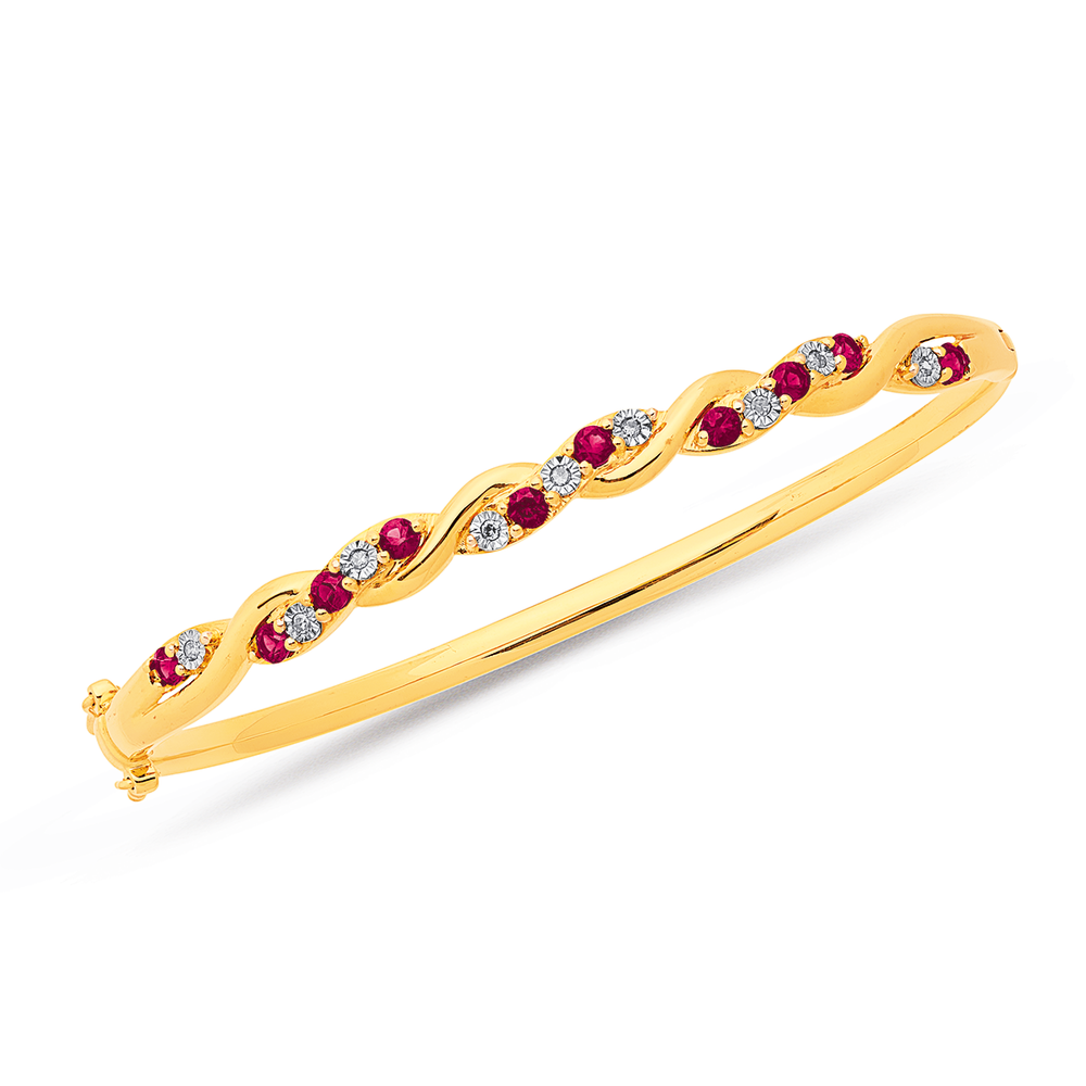 Pascoes store gold bangle